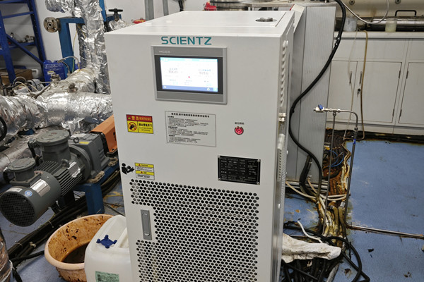 2025年制冷加熱控溫系統(tǒng)的技術(shù)如何突破？自適應(yīng)相變材料與AI算法的融合